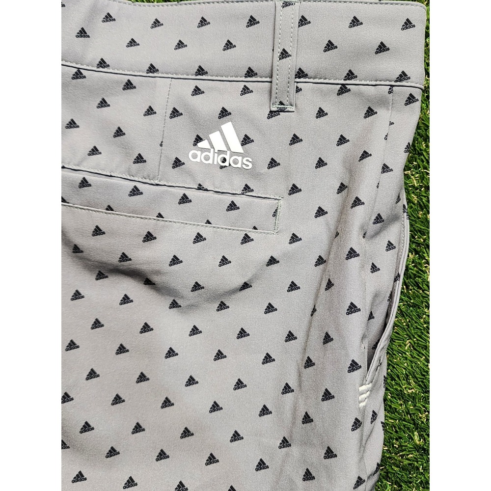 Adidas ULTIMATE 365 Adidas Badge of Sport Print Logo Golf Shorts  Size 36 $70 - Picture 8 of 8